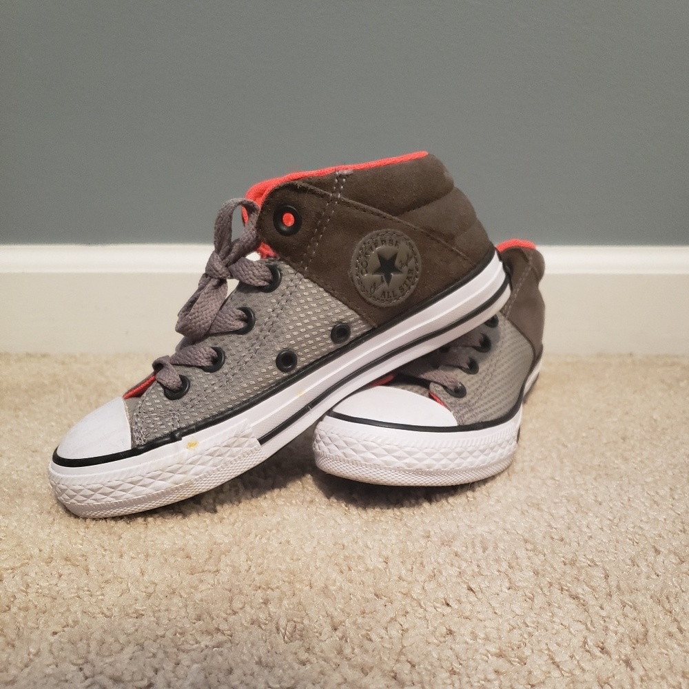 Boy's Converse